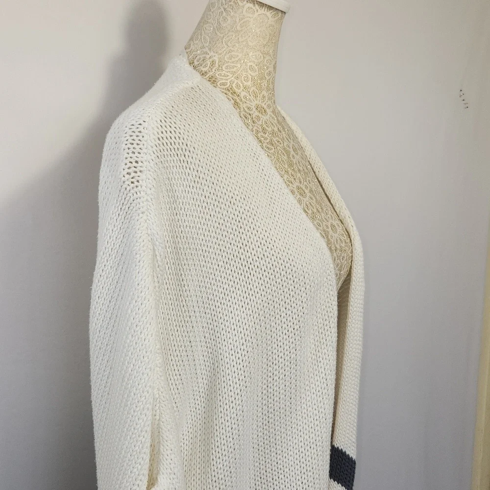 Fresh Produce Size XS/S White Grey Loose Knit Slouchy Front Pockets Cardigan